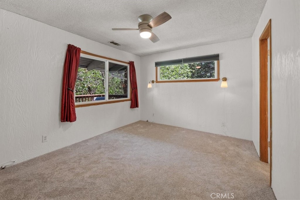 2170 Spring Oak Property Photo 15