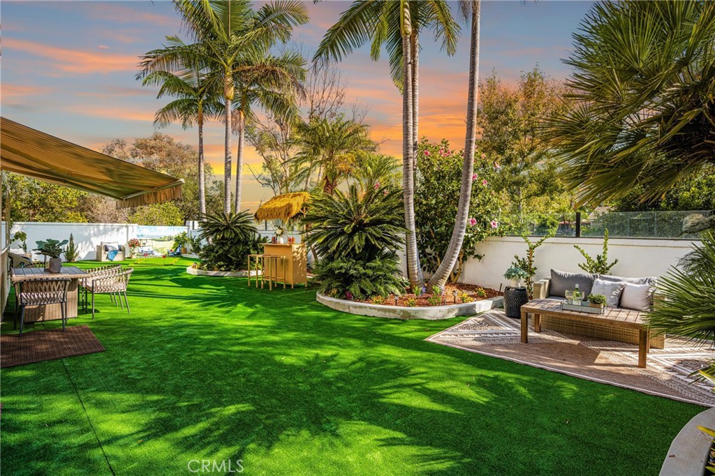 26822 Sommerset Property Photo 2