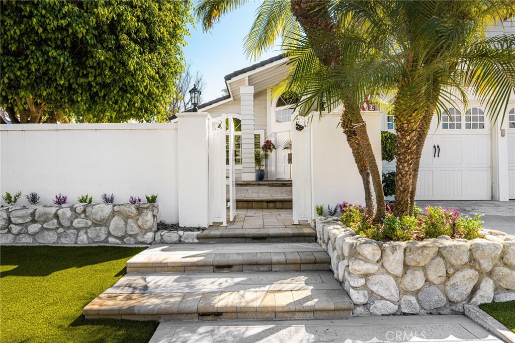 26822 Sommerset Property Photo 4