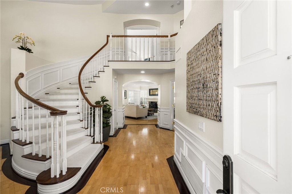 26822 Sommerset Property Photo 9