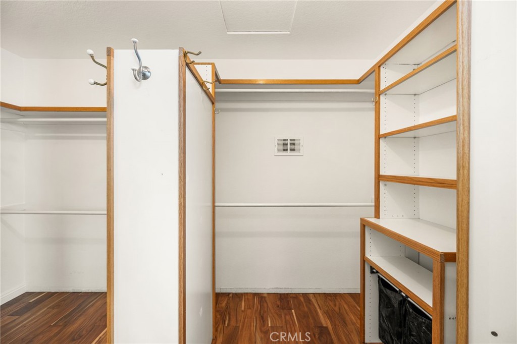 26822 Sommerset Property Photo 43