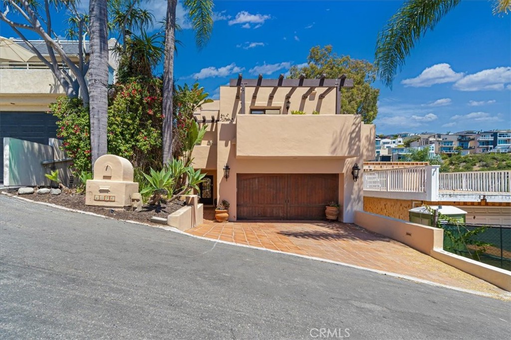 1046 Oro Property Photo 1