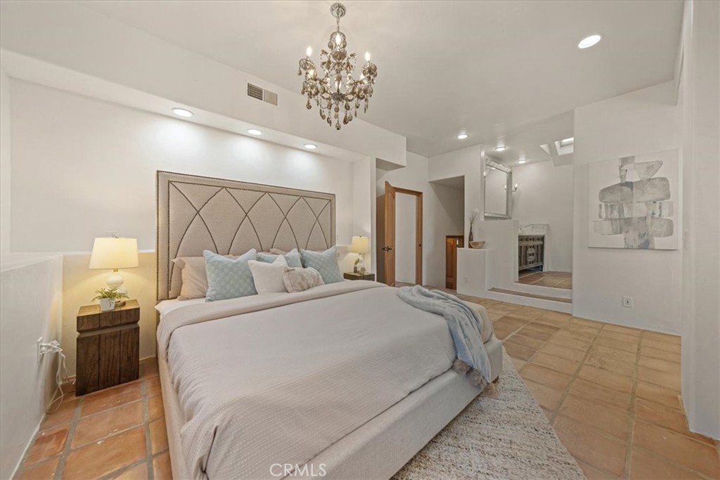 1046 Oro Property Photo 10
