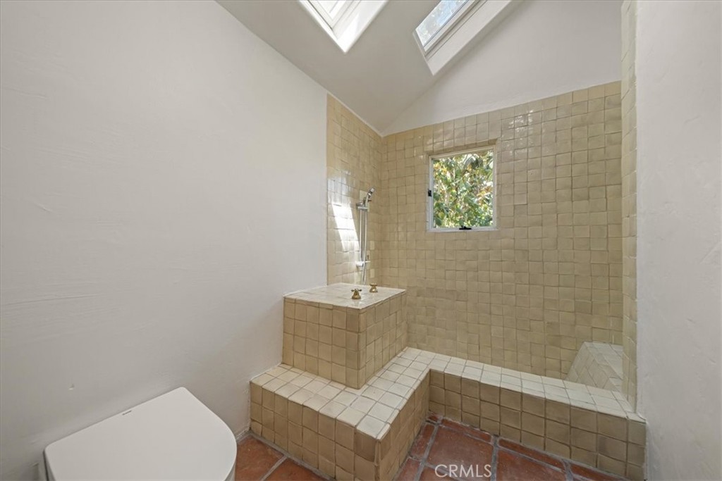 1046 Oro Property Photo 13