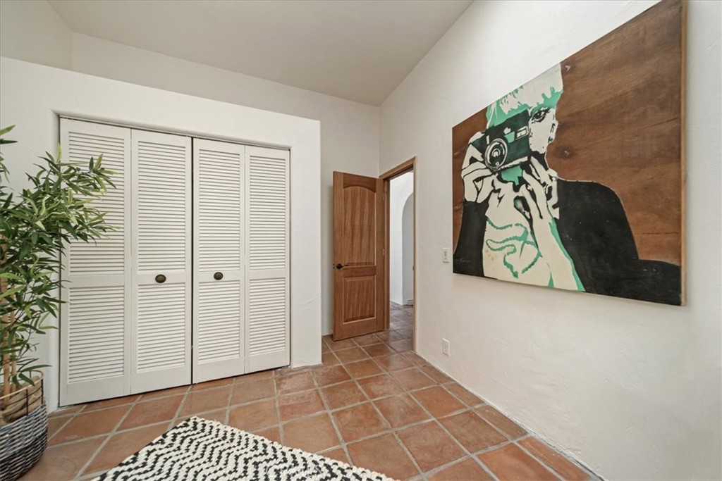 1046 Oro Property Photo 28