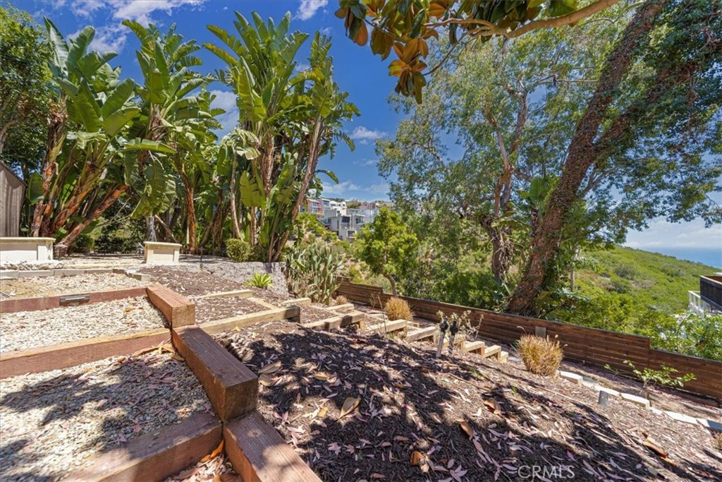 1046 Oro Property Photo 33