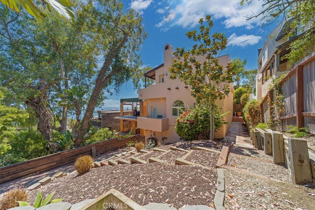 1046 Oro Property Photo 34