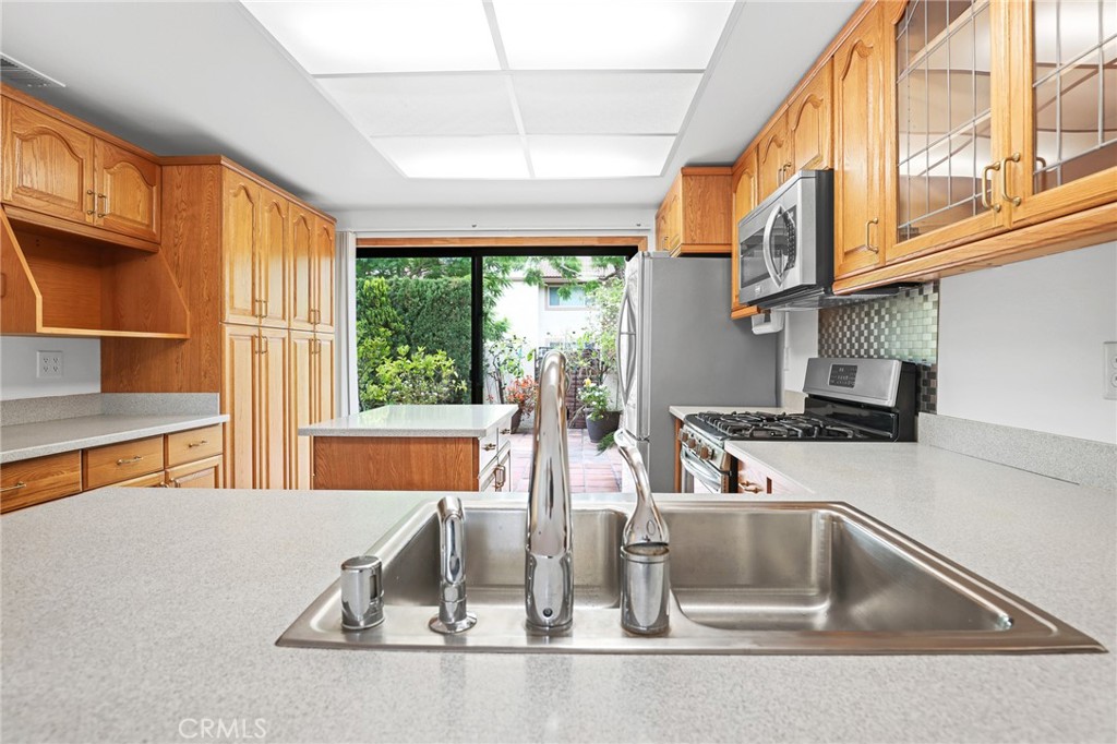 8402 Sunbeam Cir Property Photo 8