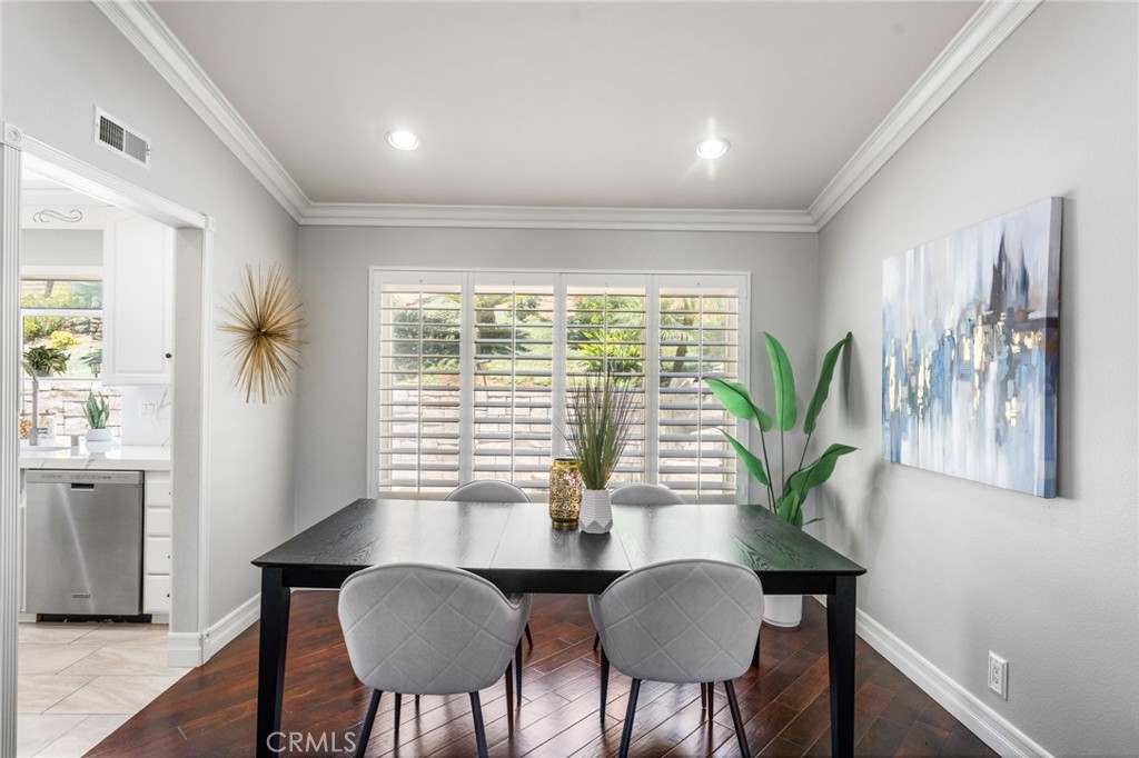 25805 Chapel Hill Property Photo 9