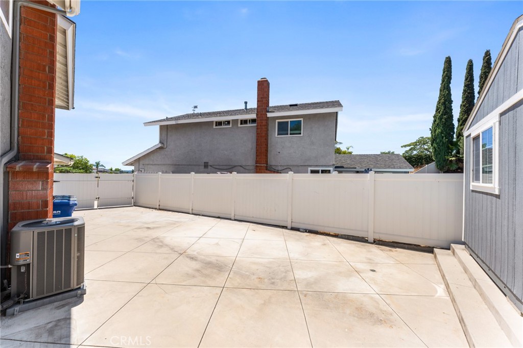 25805 Chapel Hill Property Photo 44