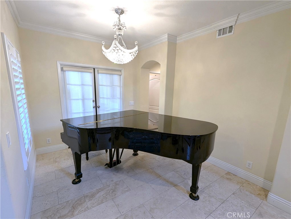 8204 Constantine Drive Property Photo 3