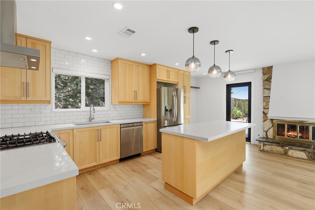 421 Larry Lane Property Photo 14