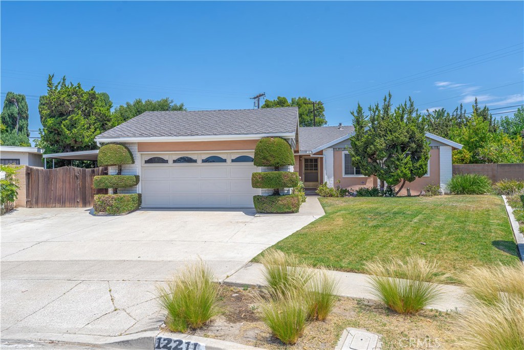 12211 Granite Property Photo