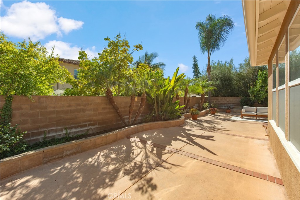 36 Trailing Ivy Property Photo 44