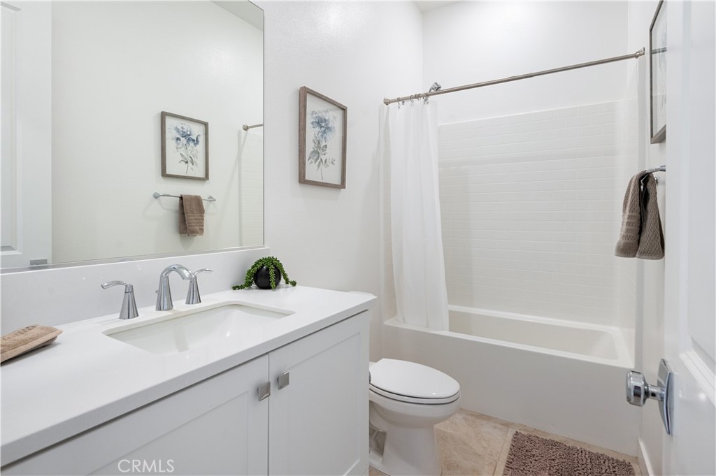 175 Sash Property Photo 18