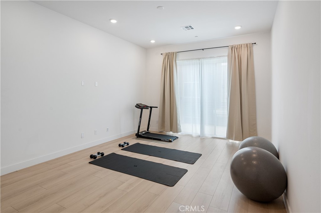 175 Sash Property Photo 19