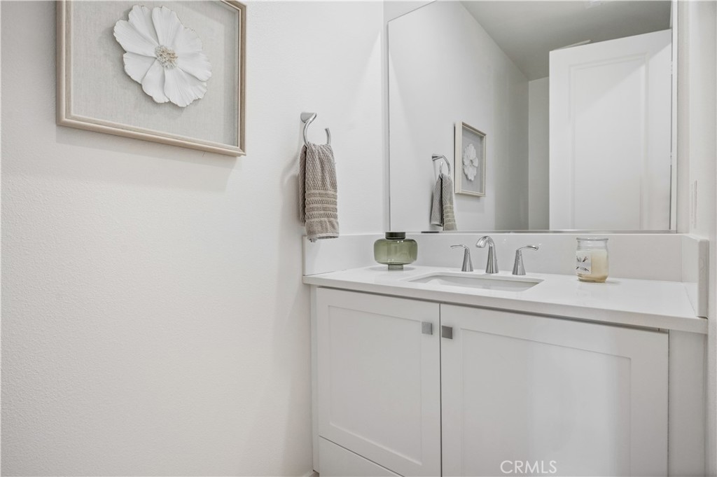 175 Sash Property Photo 22