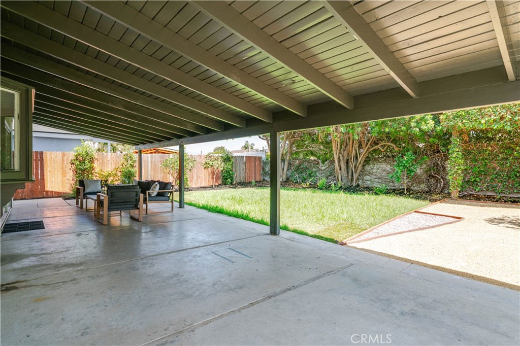 14822 Foxcroft Property Photo 41