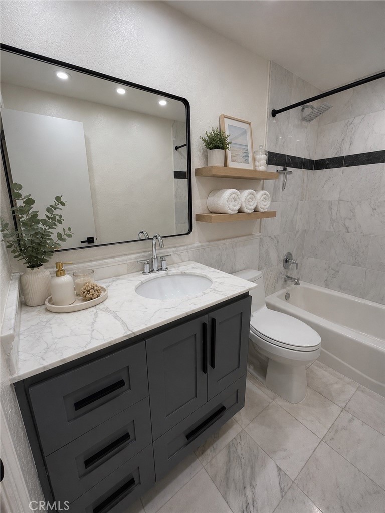 26501 Calle San Francisco 61e Property Photo 12