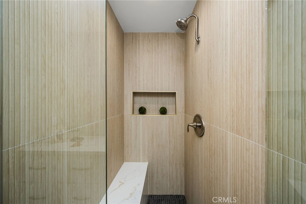 3566 Beverly Glen Property Photo 65