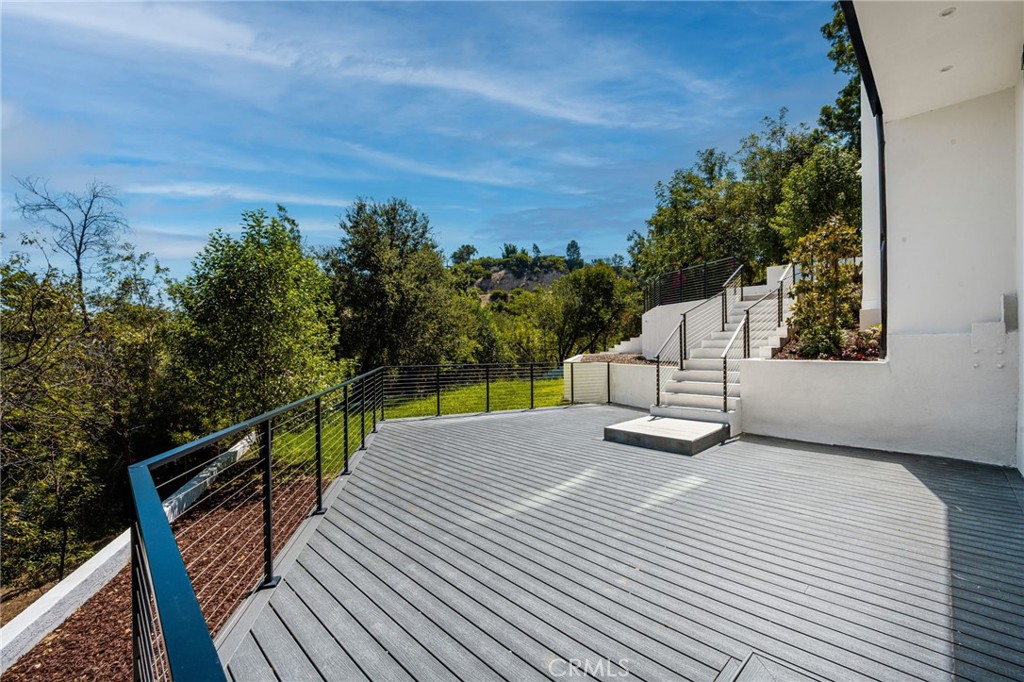 3566 Beverly Glen Property Photo 67