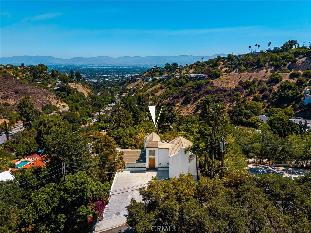 3566 Beverly Glen Property Photo 72