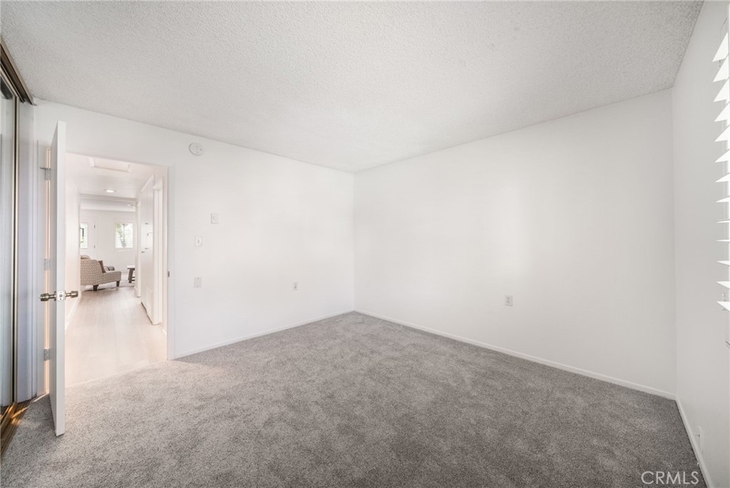 2026 Via Mariposa C Property Photo 25