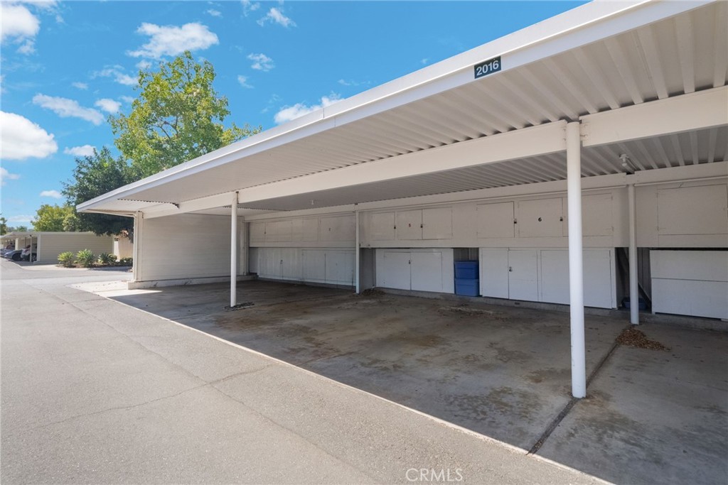 2026 Via Mariposa C Property Photo 33