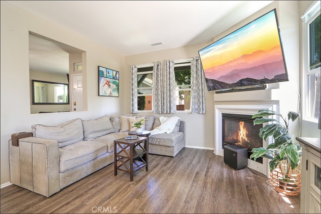 10 Bluff Cove Property Photo 7
