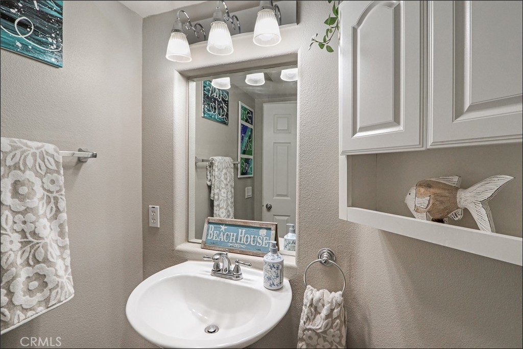 10 Bluff Cove Property Photo 15