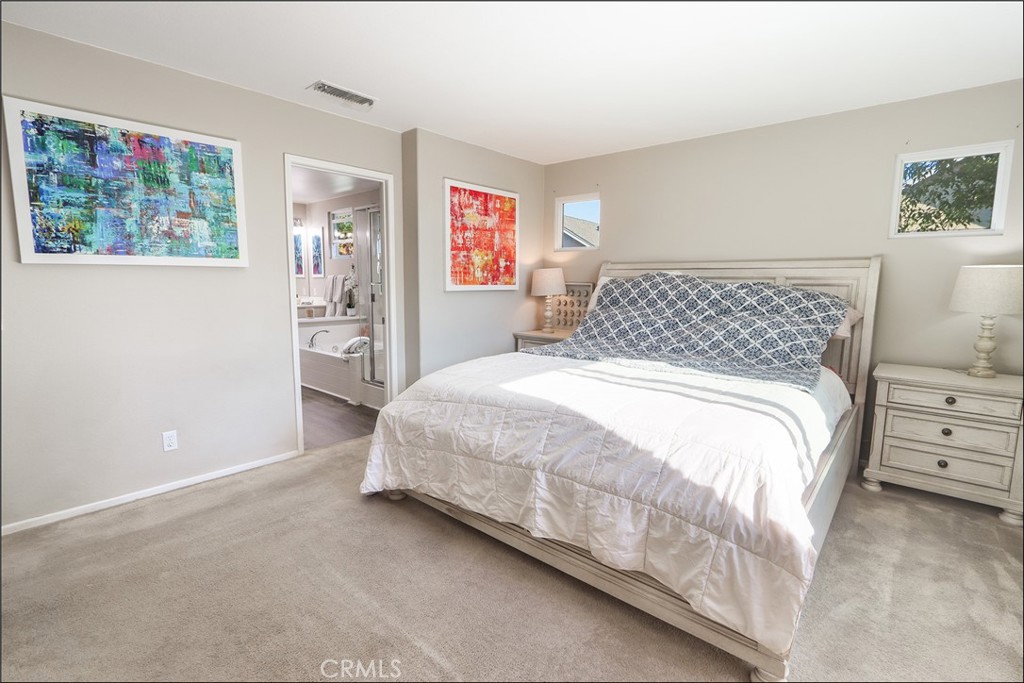 10 Bluff Cove Property Photo 19