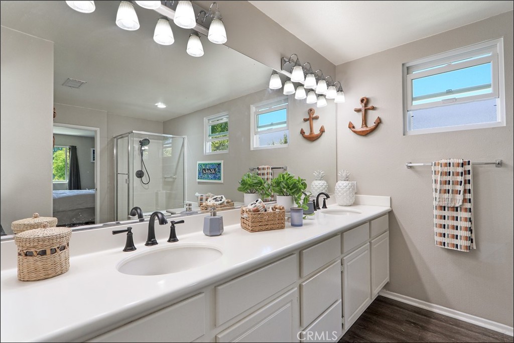 10 Bluff Cove Property Photo 21