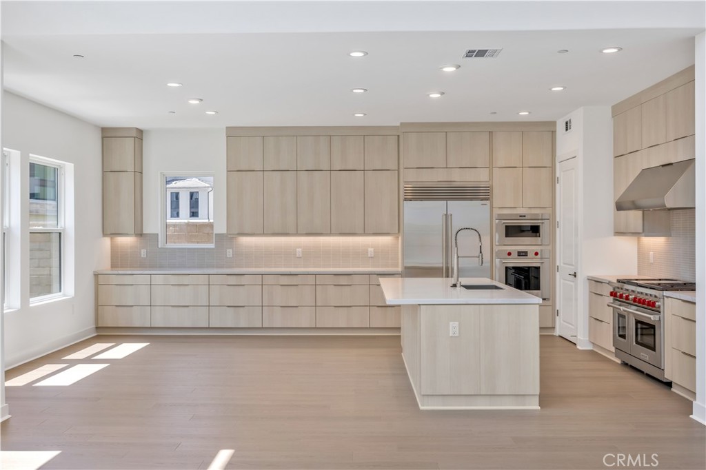 169 Creation Property Photo 5