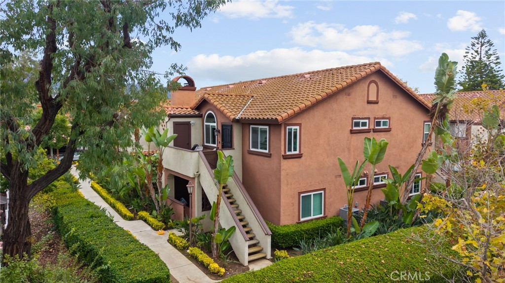 7 Rosa Property Photo 1