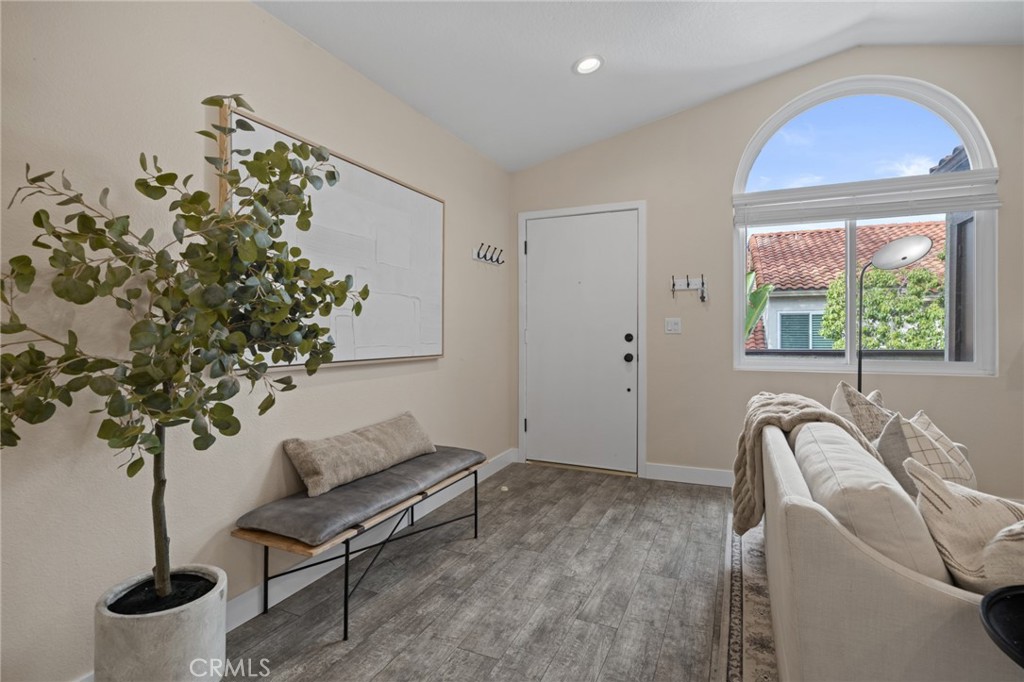 7 Rosa Property Photo 4