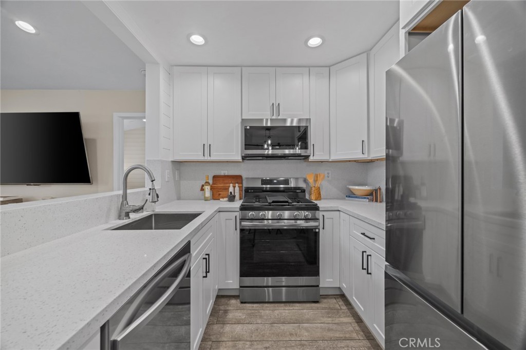 7 Rosa Property Photo 9