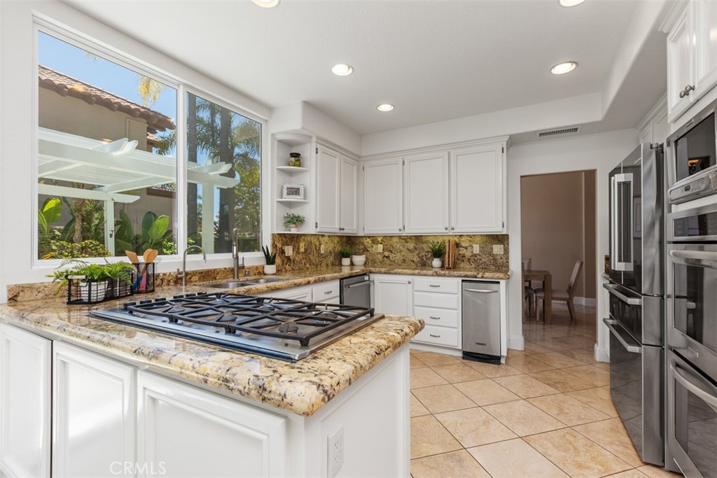26 Larkfield Ln Property Photo 11