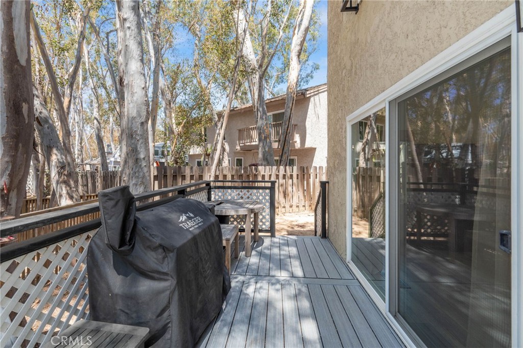 25012 Woodridge Property Photo 54