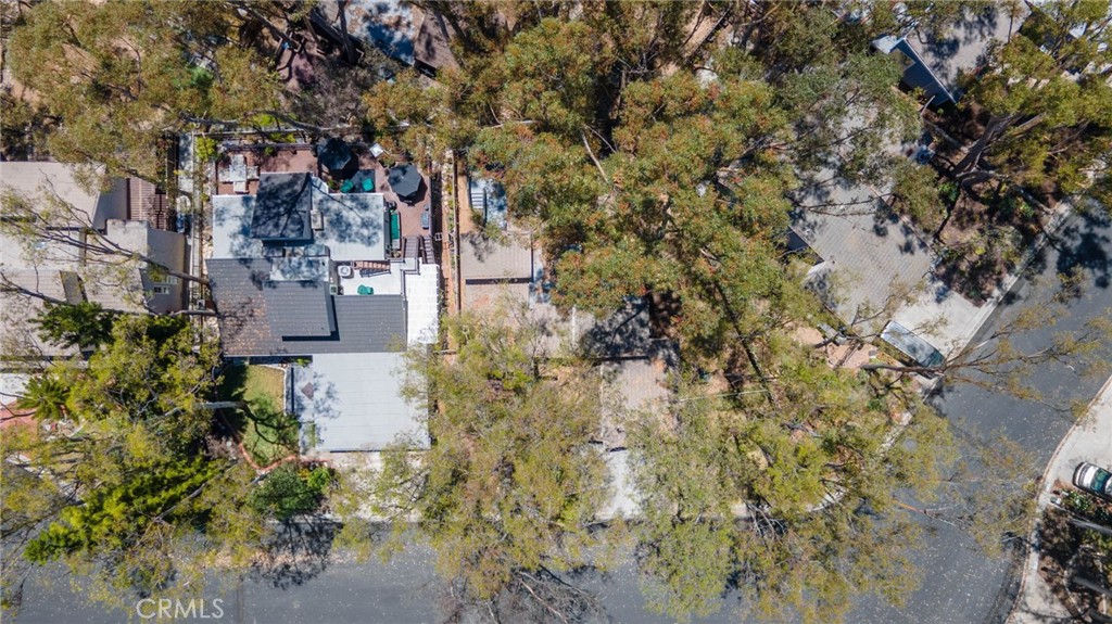 25012 Woodridge Property Photo 58