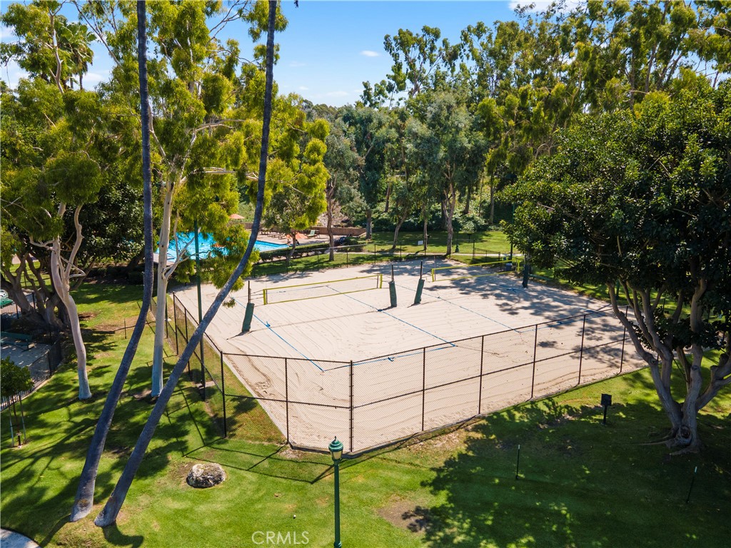 25012 Woodridge Property Photo 69