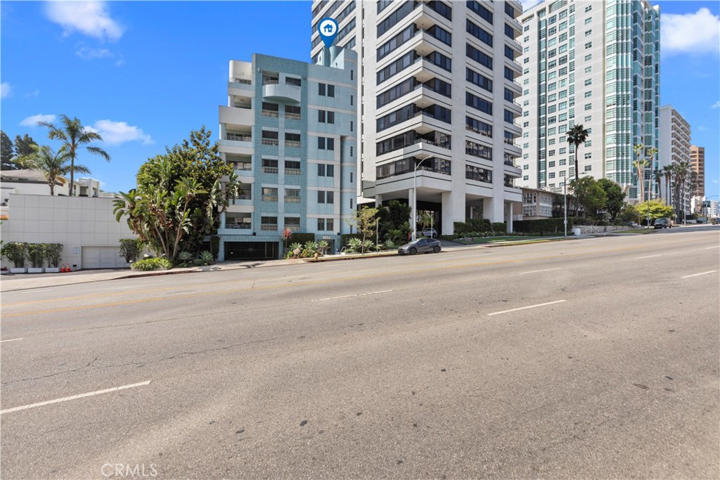 10336 Wilshire 703 Property Photo 1