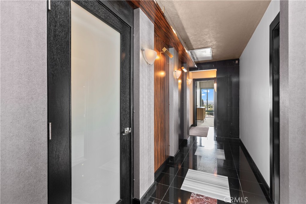 10336 Wilshire 703 Property Photo 12