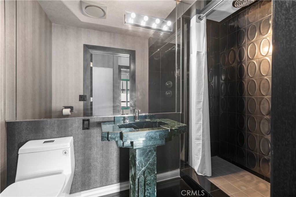 10336 Wilshire 703 Property Photo 14