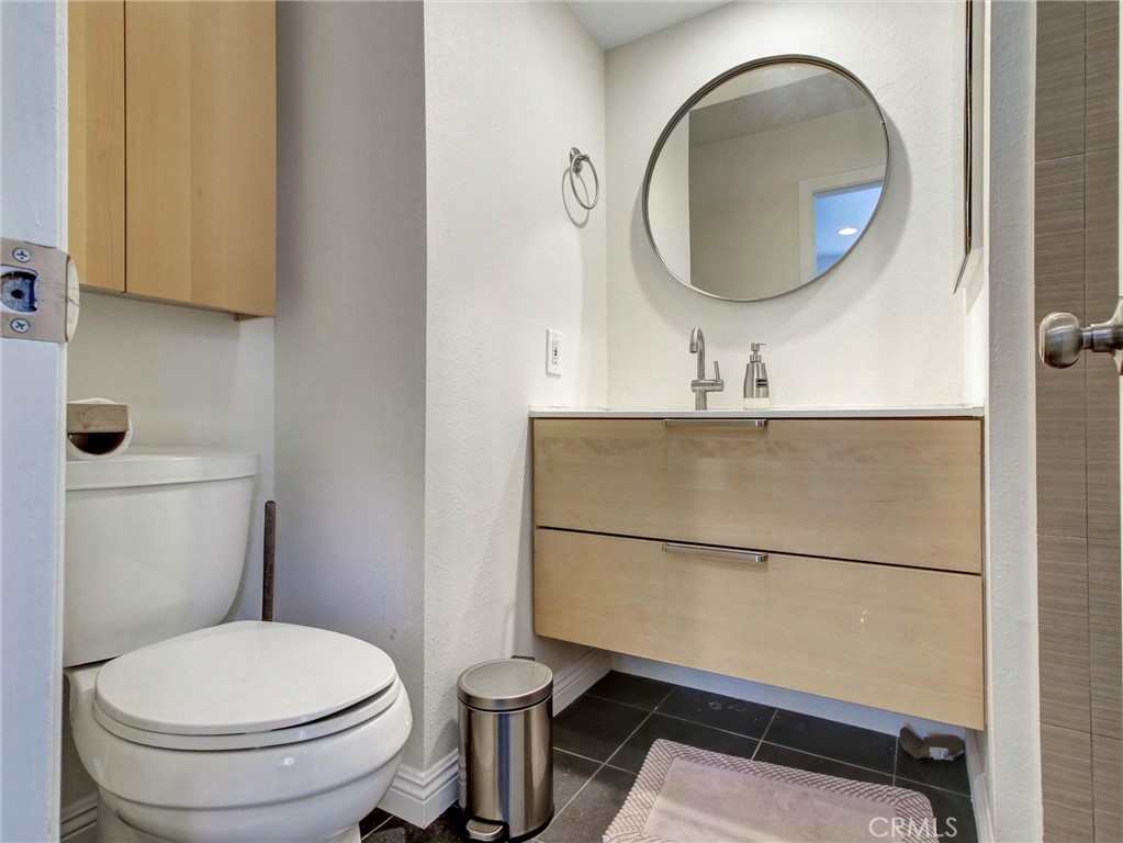 379 N Mentor Avenue 1 Property Photo 13