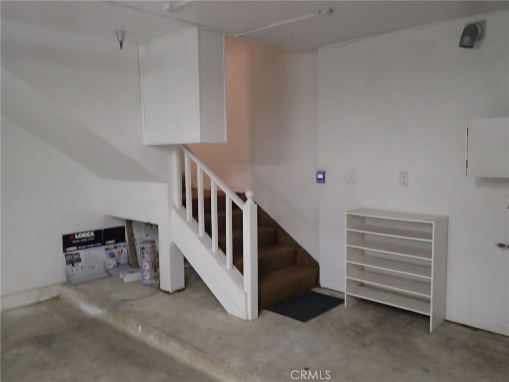 379 N Mentor Avenue 1 Property Photo 36