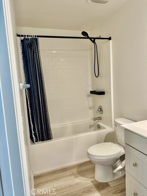 7687 Heathblossom Property Photo 10