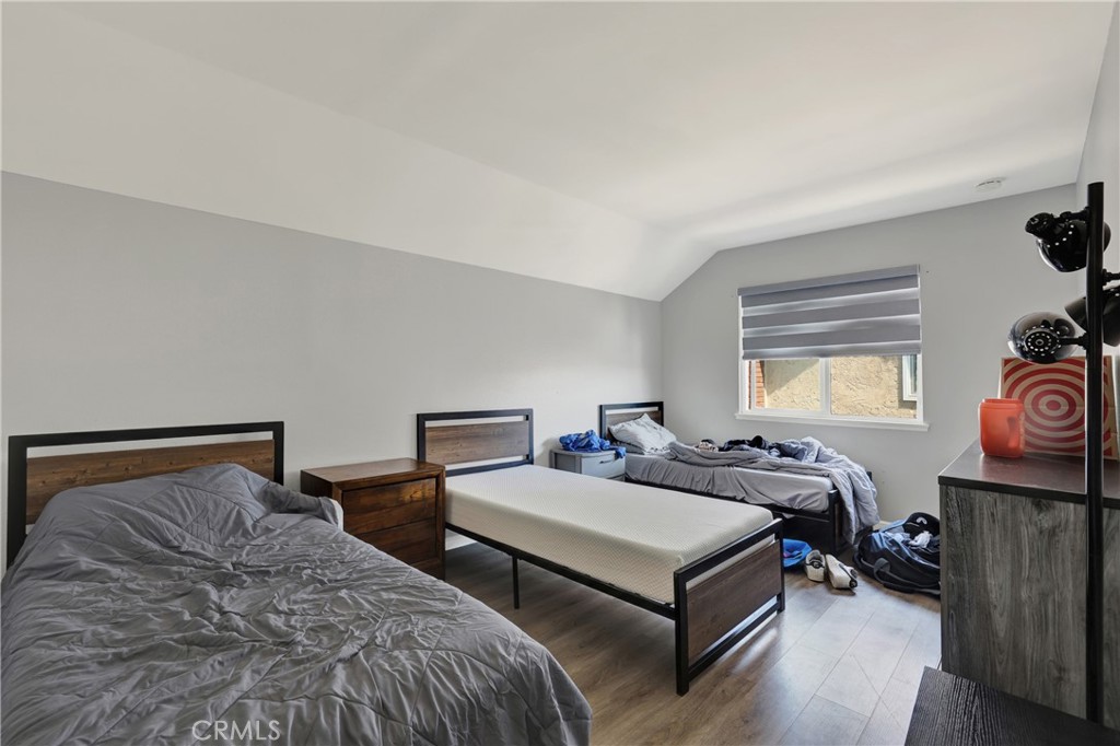 16092 Feltham Property Photo 12
