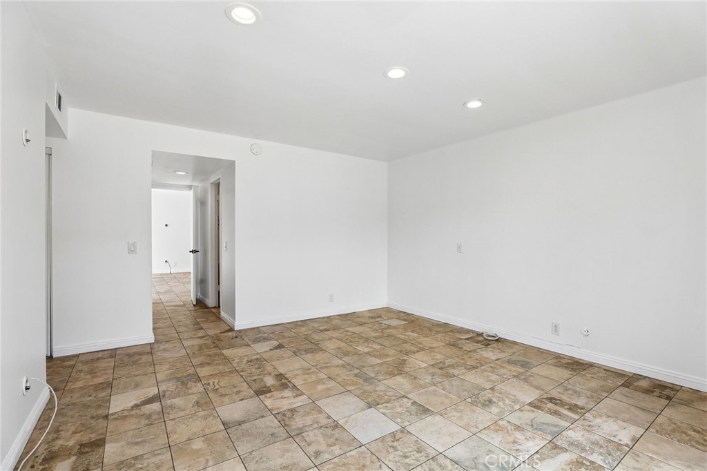 1760 N Glenview Property Photo 14
