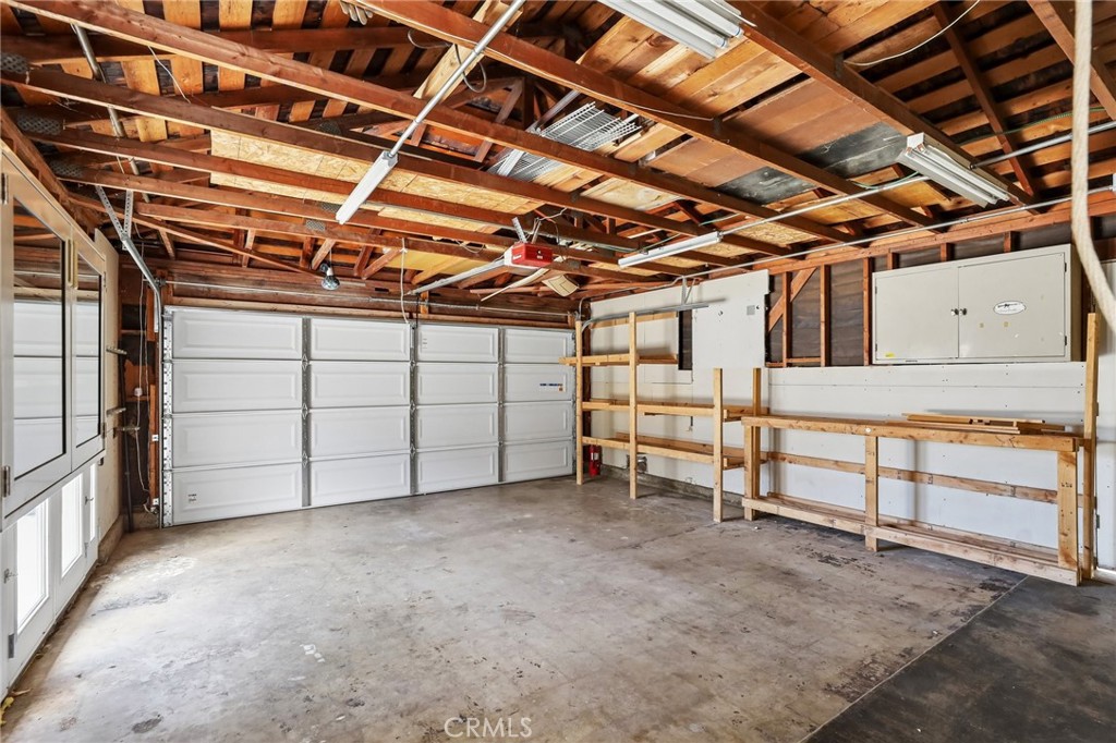 1760 N Glenview Property Photo 22