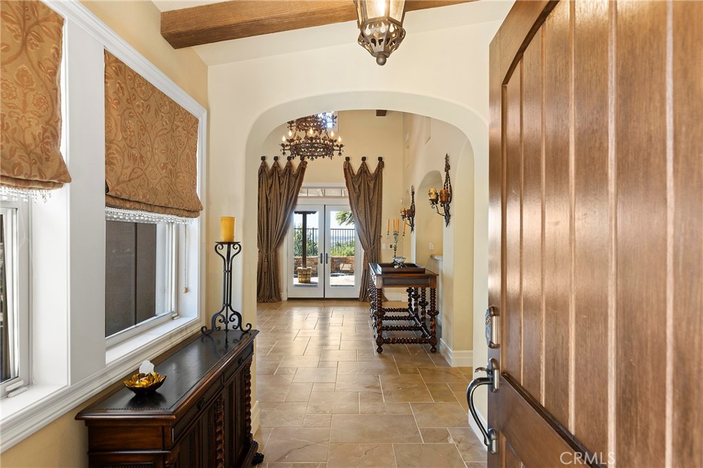 9 Sandalo Court Property Photo 20